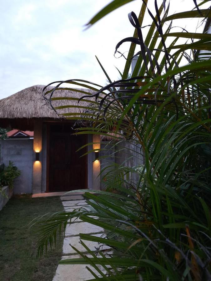 Villa Juan - A Beach Front Villa In General Luna Siargao Екстер'єр фото